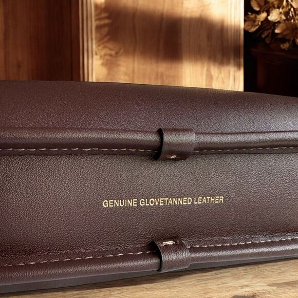 🚫SOLD🚫 Coach Curve Zip Limited Ed Shoulder Bag Maple/Brass & Cherry Charm - Picture 13 of 17